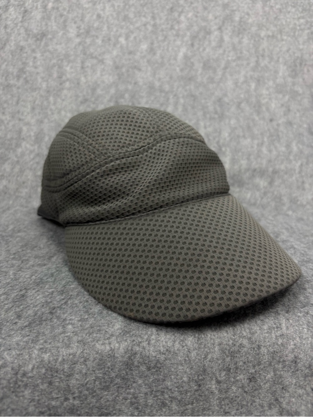 Sunday Afternoons Gray Mesh Performance Hiking Running Cap OSFM